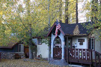 Castle Wood Cottages Big Bear Lake 547 Main Street