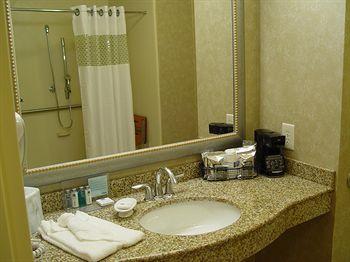 Hampton Inn South Harrisonburg 43 Covenant Drive