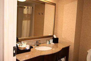 Hampton Inn Henderson (North Carolina) 385 Ruin Creek Road