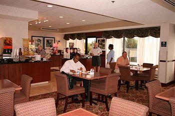 Hampton Inn Henderson (North Carolina) 385 Ruin Creek Road