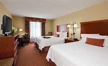 Hampton Inn Mchenry 1555 South Route 31