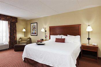 Hampton Inn Mchenry 1555 South Route 31