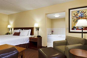 Hampton Inn Mchenry 1555 South Route 31