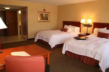 Hampton Inn Mchenry 1555 South Route 31