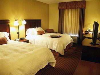 Holiday Inn Express Hotel & Suites Auburn Opelika 1801 Capps Landing