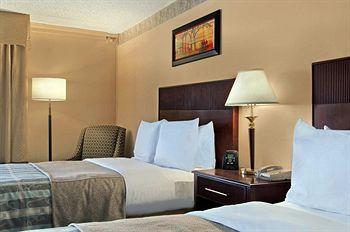 Hilton Hotel Airport Philadelphia 4509 Island Avenue