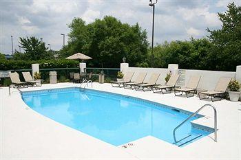 Hampton Inn & Suites Pineville (North Carolina) 401 Towne Center Boulevard