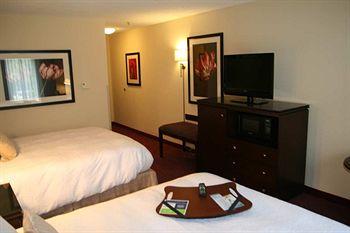 Hampton Inn Richmond Airport Sandston 421 International Center Drive