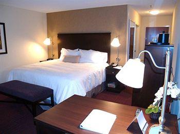 Hampton Inn Richmond Airport Sandston 421 International Center Drive