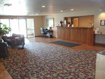 Comfort Inn Colfax 1402 North Walnut Street I-80 and Highway 17