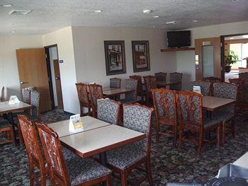 Comfort Inn Colfax 1402 North Walnut Street I-80 and Highway 17