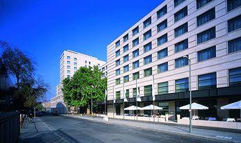 Maritim Hotel Berlin Stauffenbergstrasse 26