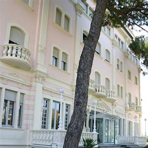 Grand Hotel Cervia LUNGOMARE GRAZIA DELEDDA 9