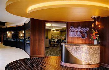 Doubletree Hotel Downtown Cleveland 1111 LAKESIDE AVENUE