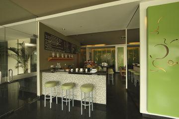 Alila Hotel Jakarta Jl Pecenongan Kav 7-17