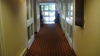 Niagara Lodge & Suites 7720 Lundy's Lane