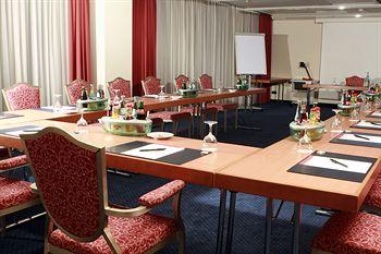 Ramada Plaza City Centre Hotel And Suites Berlin Prager Strasse 12