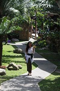 Shunti Ubud Village and Spa Bali Jl. Raya Pengosekan