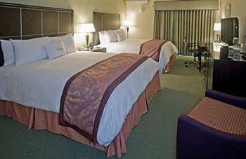DoubleTree by Hilton Hotel & Spa Napa Valley - American Canyon 3600 Broadway Street