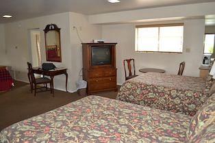 Bavarian Lodge Ski & Tennis Resort Big Bear Lake 41421 Big Bear Blvd