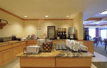 Country Inn & Suites Grand Forks 3101 S 42ND ST