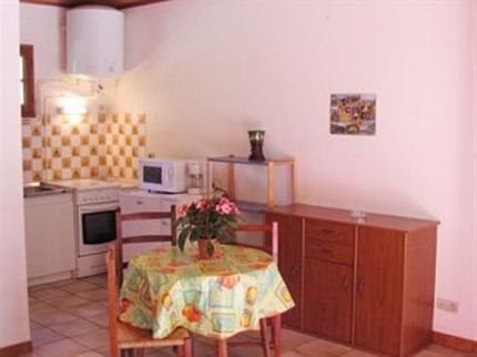 Domaine Salinie Vacation Rental Montcabrier Lieu dit Cuzorn