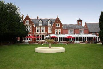 Hilton St Annes Manor Hotel Bracknell Wokingham London Road