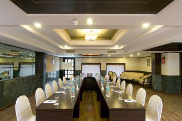 Howard Park Plaza Hotel Agra Fatehabad Road