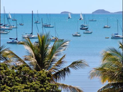 Airlie Beach Hotel The Esplanade