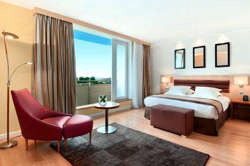 Hilton Paris Orly Airport Hotel Orly Sud 267 Orly Aerogare Cedex