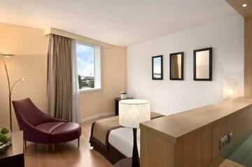 Hilton Paris Orly Airport Hotel Orly Sud 267 Orly Aerogare Cedex