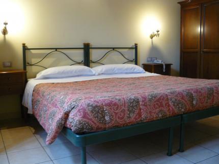 Cagliari Novecento Bed and Breakfast Via G. Mary Angioy n. 23