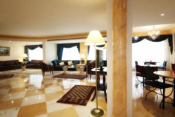 Bella Riva Suite Hotel Beirut Caracas Street, Manara