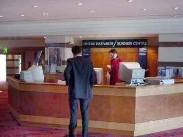 Hilton Paris Charles De Gaulle Airport Hotel Roissy-en-France Roissypole Rue De Rome