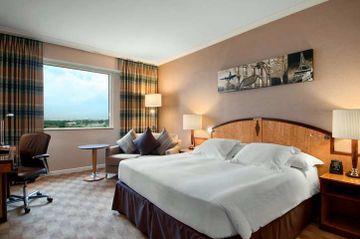 Hilton Paris Charles De Gaulle Airport Hotel Roissy-en-France Roissypole Rue De Rome