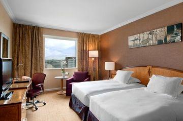 Hilton Paris Charles De Gaulle Airport Hotel Roissy-en-France Roissypole Rue De Rome