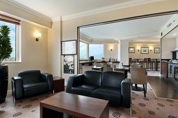 Hilton Paris Charles De Gaulle Airport Hotel Roissy-en-France Roissypole Rue De Rome