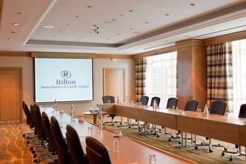 Hilton Paris Charles De Gaulle Airport Hotel Roissy-en-France Roissypole Rue De Rome