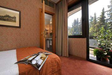 Polo Hotel Rome Piazza Bartolomeo Gastaldi, 4