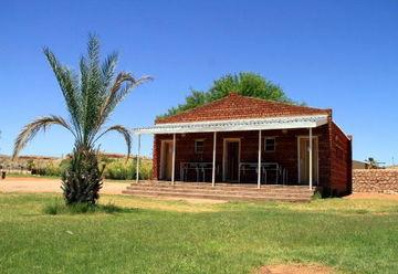Auob Country Lodge 6 km NW of Gochas On the C15