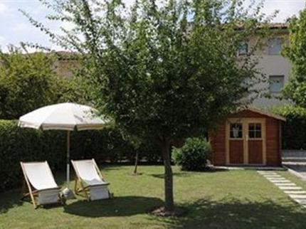 Le Giare Bed and Breakfast Lucca Via Romana 1116