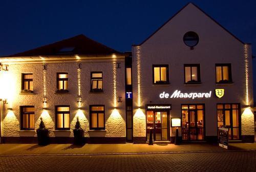 Hotel Restaurant De Maasparel Arcen Schans 3-5