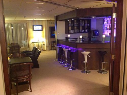 Hightop Hotel Noordwijk Prins Hendrikweg 19
