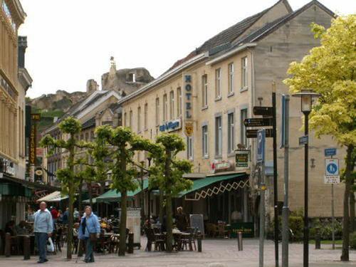 Hotel De L'empereur Valkenburg aan de Geul Grotestraat Centrum 32