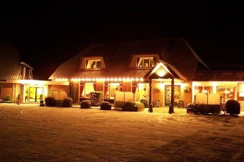 Hotel De Harmonie Giethoorn Beulakerweg 55