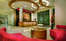 http://media.hotelscombined.com/HP103060810.jpg