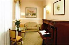 Hotel Romana Residence