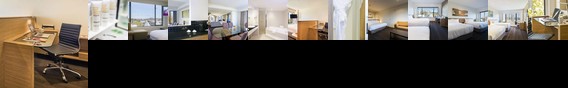 Crowne Plaza Hotel Canberra
