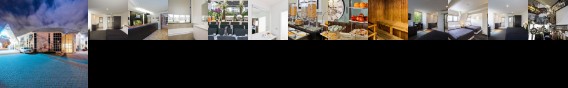 Pavilions Hotel