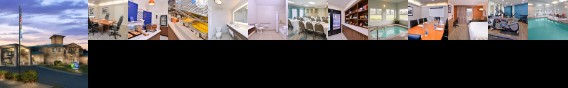 Holiday Inn Express & Suites - McKinleyville